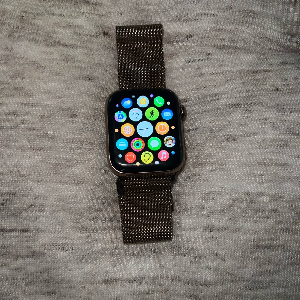 Apple Watch Gold Series 4 Stainless steel